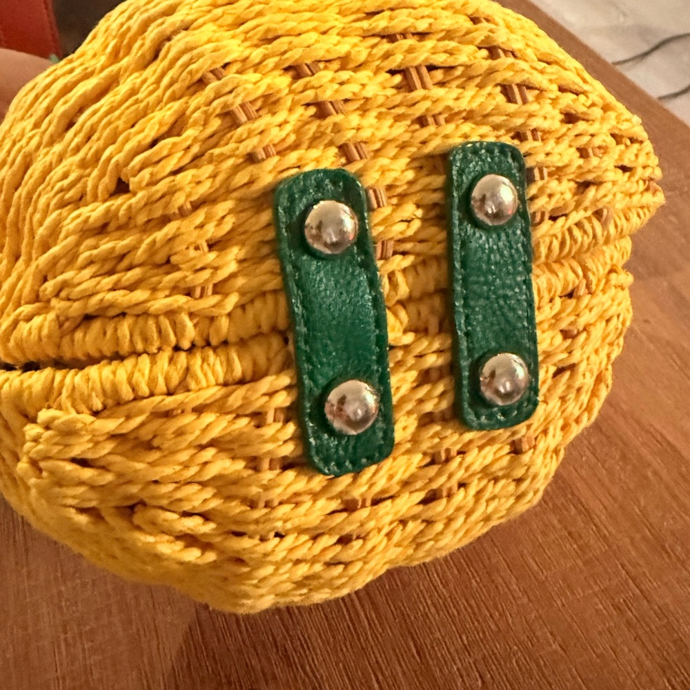 Betsey Johnson Pineapple Woven Crossbody Bag with wrist strap - Picture 4 of 9
